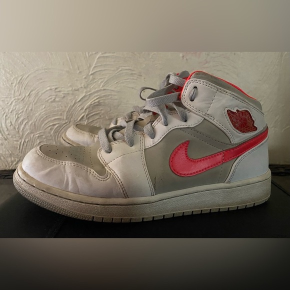 Air Jordans - Picture 1 of 5